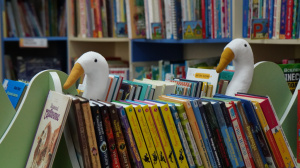 В детской библиотеке им. Володи Ульянова открывается детский книжный клуб с психологом