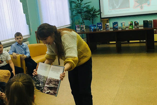 В библиотеках прошли мероприятия, посвященные 110-летию летчика А. И. Покрышкина