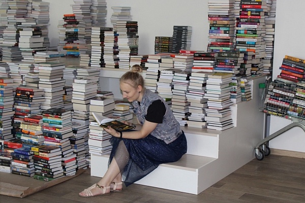 Большое поступление новых книг в модельной библиотеке им. М. Е. Салтыкова-Щедрина