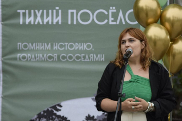 «Громкие истории Тихого поселка»: в Заельцовском районе при содействии ЦБС Центрального округа открыли стенды о выдающихся жителях